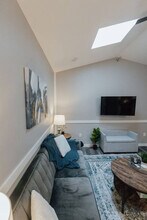 117 Spring St, Unit ID1397960P in Johnson City, TN - Foto de edificio - Building Photo