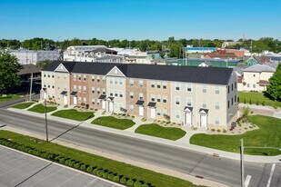 200 West in Findlay, OH - Building Photo
