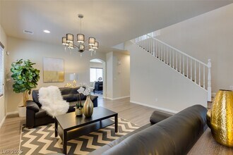 3305 Umbria Gardens Ave in Las Vegas, NV - Building Photo - Building Photo