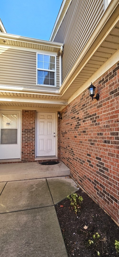 1196 Meagan Ct in Elgin, IL - Building Photo - Building Photo