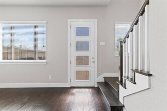 124 Wimberly St in Fort Worth, TX - Foto de edificio - Building Photo