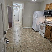 22 New Britain Ave, Unit 3E in Hartford, CT - Building Photo - Building Photo