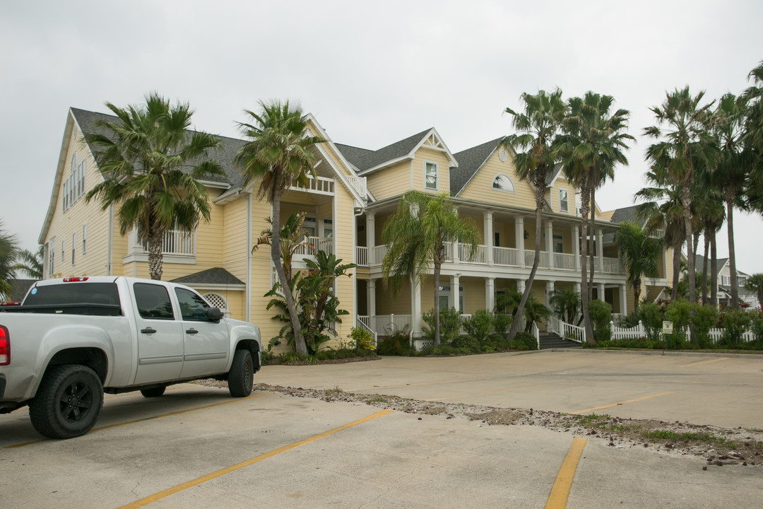 Coast House Condiminiums in Port Aransas, TX - Building Photo