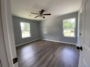 188 College Ave in Collinsville, AL - Building Photo - Building Photo