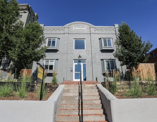 Haler Apartments