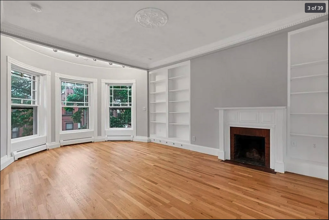 property at 439 Marlborough St