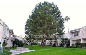 11086 El Amarillo Ave in Fountain Valley, CA - Building Photo - Building Photo