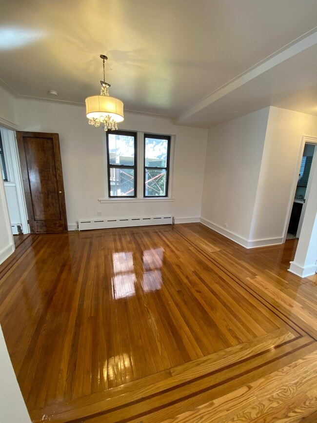 3006 Johnson Ave, Unit Ground floor in Bronx, NY - Foto de edificio - Building Photo