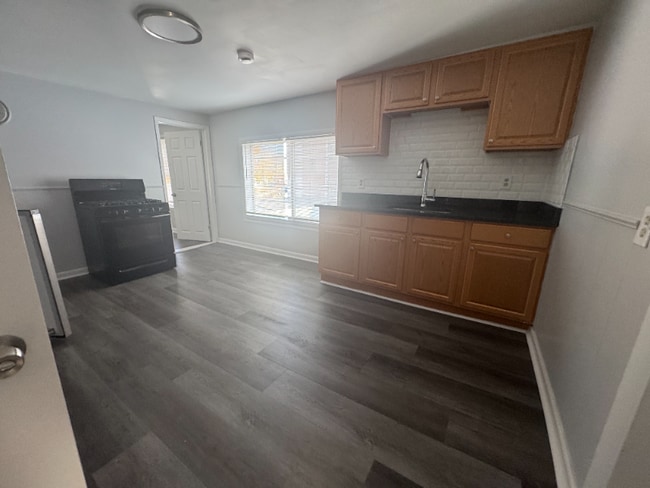 170 Washington St in Worcester, MA - Building Photo - Building Photo