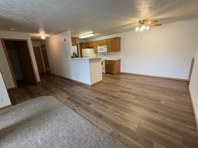 Midland Heights Apartments