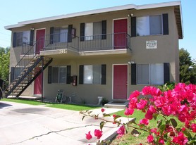 792 W Sepulveda St Apartments