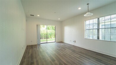 10335 Henbury St in Orlando, FL - Building Photo - Building Photo
