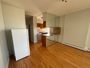 445 Ogden Ave. in Jersey City, NJ - Building Photo - Building Photo