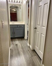 4998 Tioga Pass Ave in Las Vegas, NV - Building Photo - Building Photo