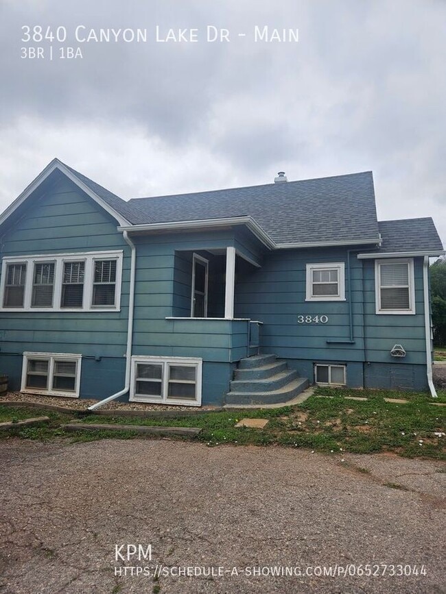 property at 3840 Canyon Lake Dr