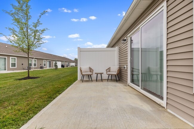 Redwood Groveport in Groveport, OH - Building Photo - Building Photo