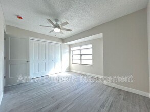 1302 S Jackson St in Junction City, KS - Building Photo - Building Photo