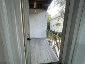 710 Brittany Dr in Wayne, NJ - Building Photo - Building Photo