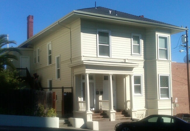 616 Sacramento St