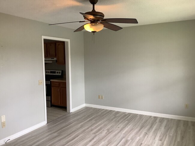 400 Northwood Dr in Murray, KY - Building Photo - Building Photo