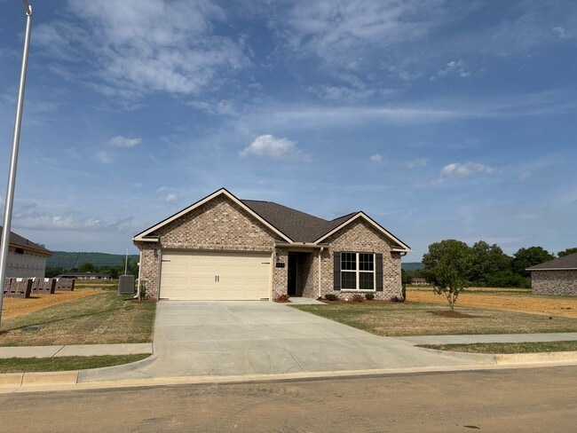 property at 122 Luxor Ave