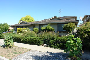 626 Bolton Ct in San Jose, CA - Building Photo