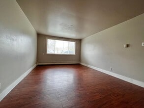 1001 Robertson St in Fort Collins, CO - Foto de edificio - Building Photo
