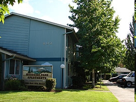 Woodside Park Apartments in Newberg, OR - Building Photo - Building Photo