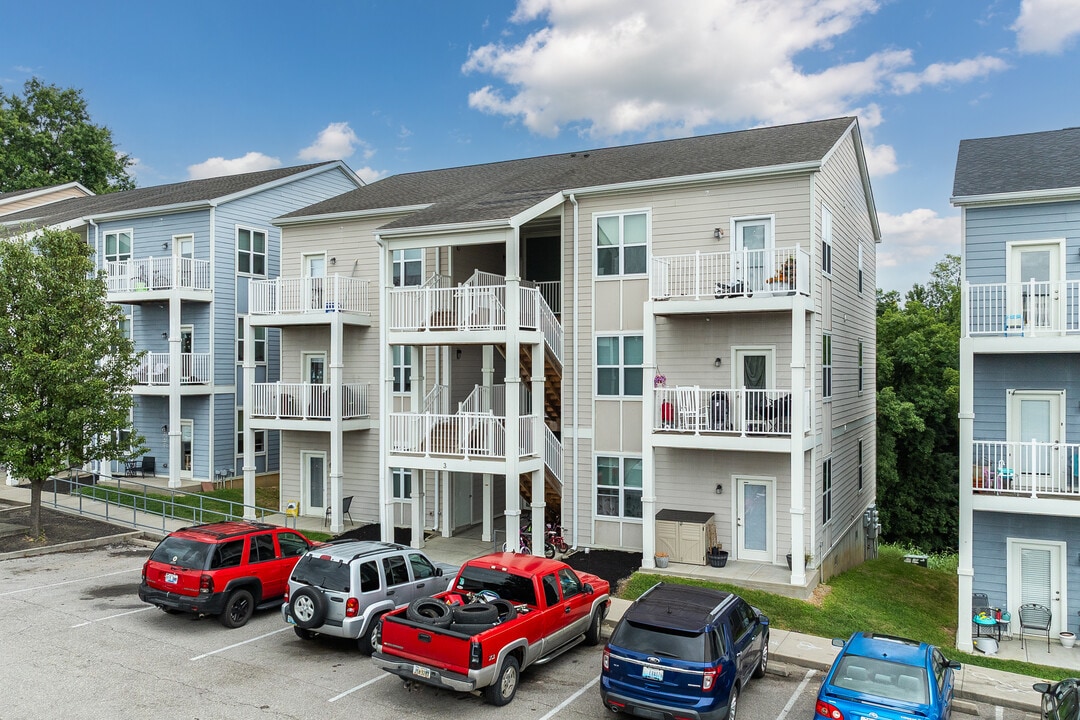 Helton Pointe Apartments in Williamstown, KY - Building Photo