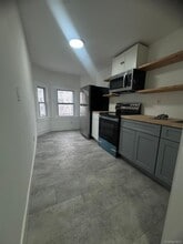 301 Warburton Ave in Yonkers, NY - Building Photo - Building Photo