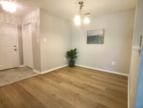 13203 Astoria Hill Ct, Unit D in Germantown, MD - Foto de edificio - Building Photo