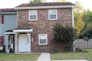 364 Oakland Rd in Madison, AL - Building Photo