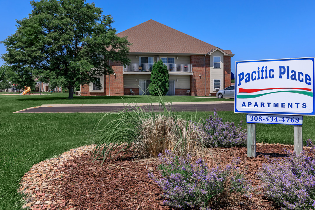 Pacific Place Apartments in North Platte, NE - Building Photo