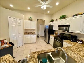 3419 Allegheny Ct, Unit 0020 in Naples, FL - Building Photo - Building Photo