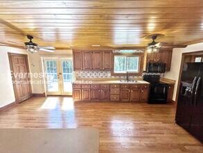 5631 Swan Dr in Richmond, VA - Building Photo - Building Photo
