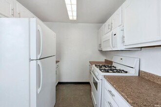 1104 Elmwood Ave in Fort Wayne, IN - Building Photo - Building Photo