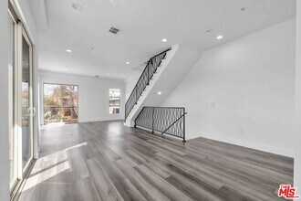 6006 Klump Ave in Los Angeles, CA - Building Photo - Building Photo