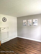7120 Orchard Lake Blvd in Louisville, KY - Building Photo - Building Photo