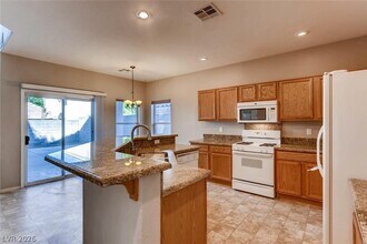 3121 Morning Whisper Dr in Henderson, NV - Building Photo - Building Photo