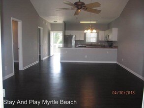 3923 Gladiola Ct-Unit -#303 in Myrtle Beach, SC - Building Photo - Building Photo