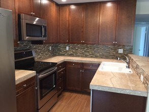 45313 Sunset Ln-Unit -2 in Palm Desert, CA - Building Photo - Building Photo