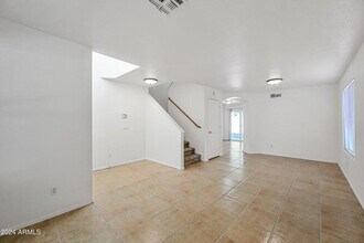 9330 E Onza Ave in Mesa, AZ - Building Photo - Building Photo