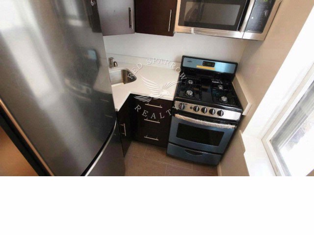 40 W 76th St-Unit -4C in New York, NY - Building Photo - Building Photo