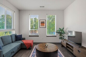 6160 N Rural St in Indianapolis, IN - Foto de edificio - Building Photo