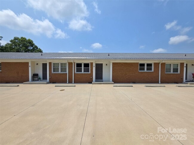 304 Crescent St in Rockwell, NC - Building Photo - Building Photo