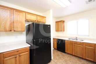 43902 W Magnolia Rd in Maricopa, AZ - Building Photo - Building Photo