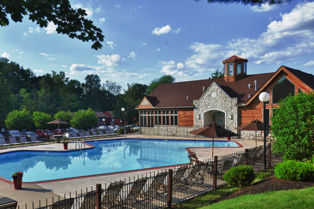 Dreshertowne in Horsham, PA - Foto de edificio