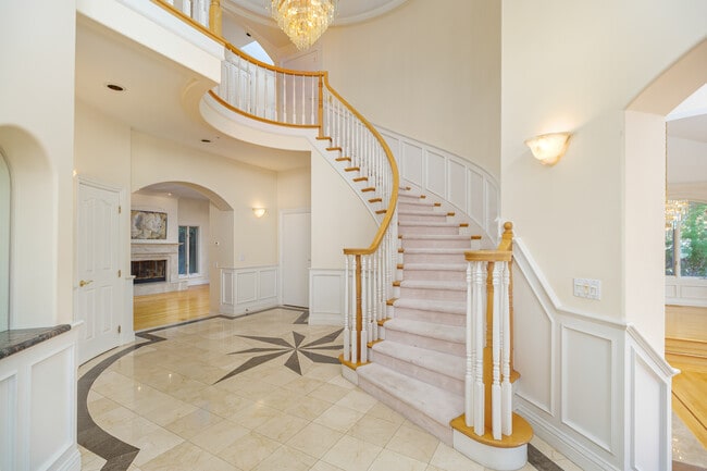 17 Heron Dr in Mill Valley, CA - Building Photo - Building Photo