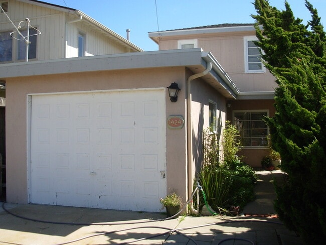 property at 1424 17th St