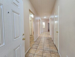 16131 Taloncrest Dr in Houston, TX - Building Photo - Building Photo